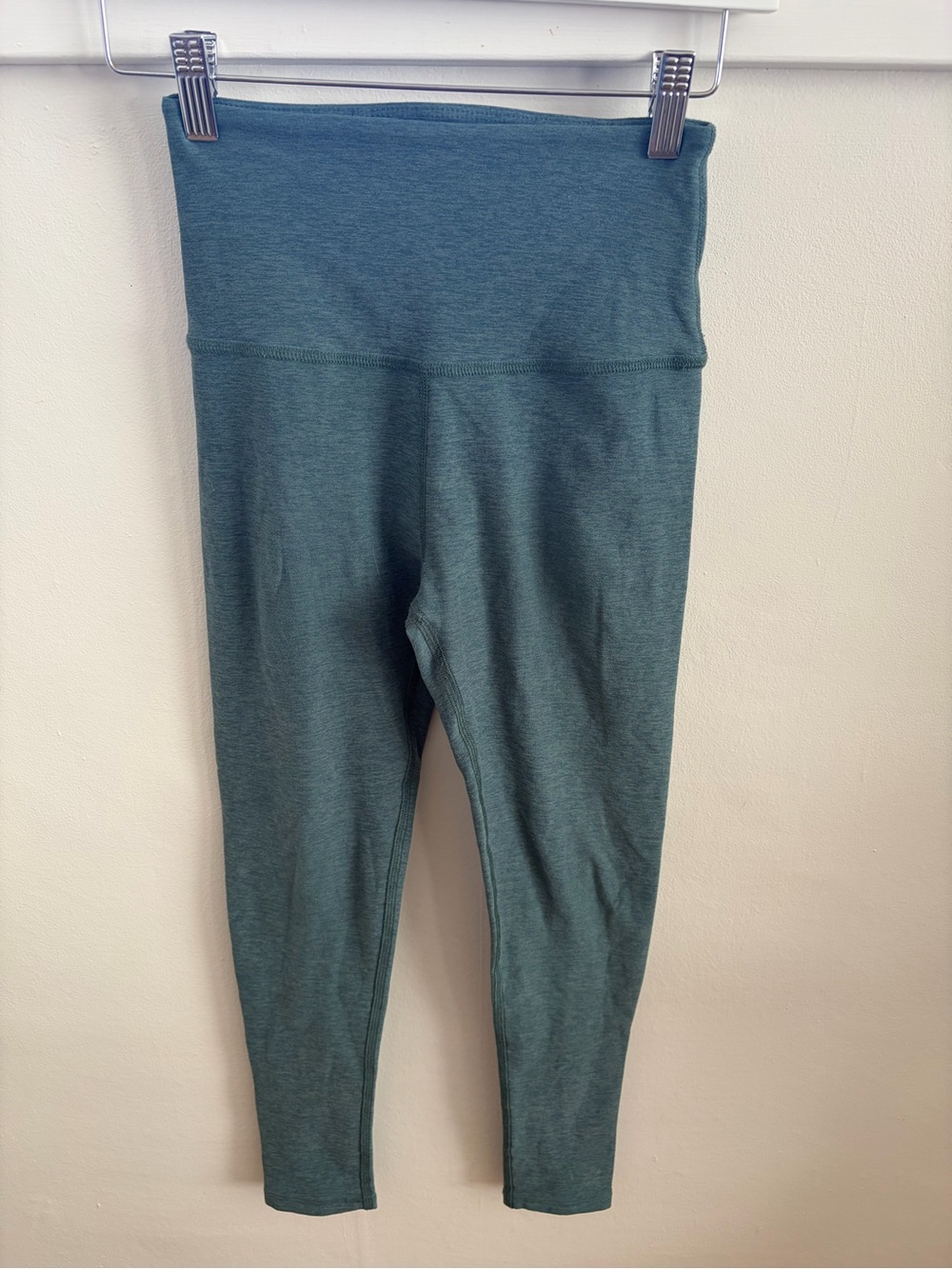 Beyond Yoga green heather leggings size XS #activewear #yoga